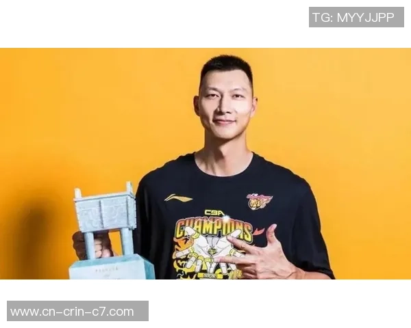 永远是典范！周鹏泄漏易建联近况 身段办理特别棒